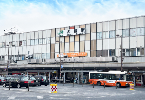 駅前の街並み